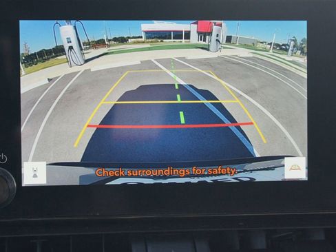 Used 2024 Toyota RAV4 XLE image 6