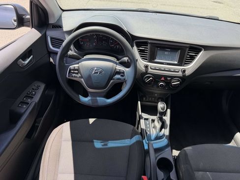 Used 2018 Hyundai Accent SE FWD image 19