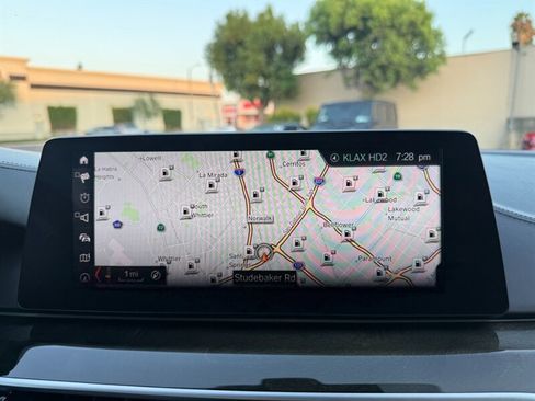 Used 2018 BMW 540i RWD image 41