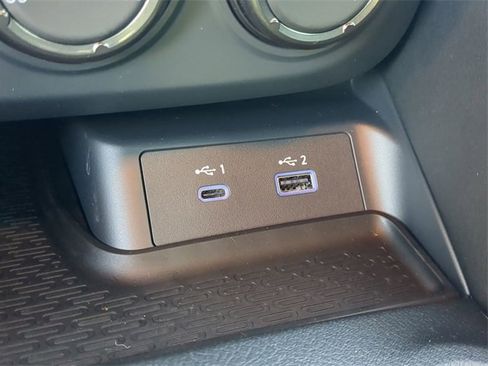 New 2024 Nissan Z Performance w/ Heritage Edition image 20