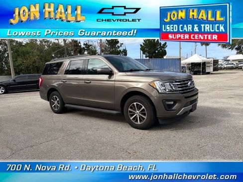 Used 2019 Ford Expedition Max XLT image 18