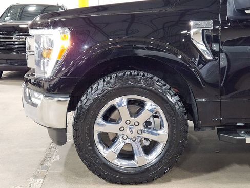 Used 2023 Ford F150 Lariat w/ Trailer Tow Package image 5