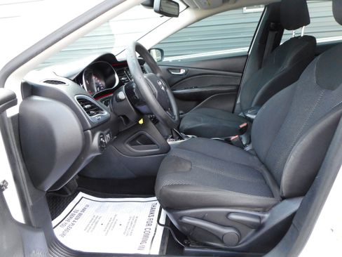 Used 2016 Dodge Dart SE w/ Convenience Group image 12