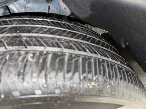 Used 2025 Honda HR-V EX-L image 11