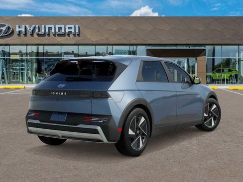 New 2026 Hyundai Ioniq 5 SE RWD image 4