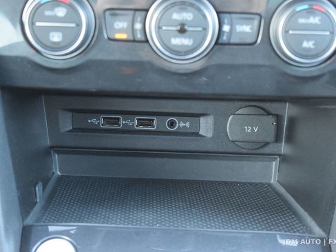 Used 2019 Volkswagen Tiguan SEL w/ 3rd Row Seat Package image 27