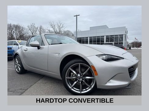 Used 2022 MAZDA MX-5 Miata RF Grand Touring image 1