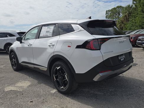 New 2026 Kia Sportage EX image 6