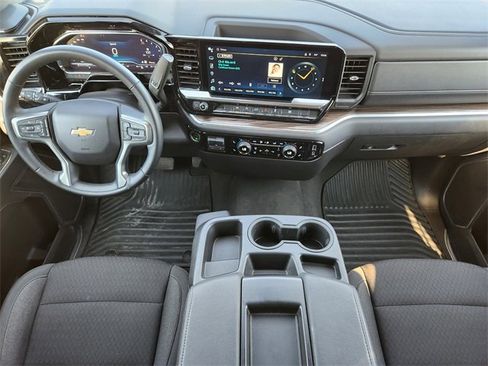 Used 2025 Chevrolet Silverado 1500 LT image 28