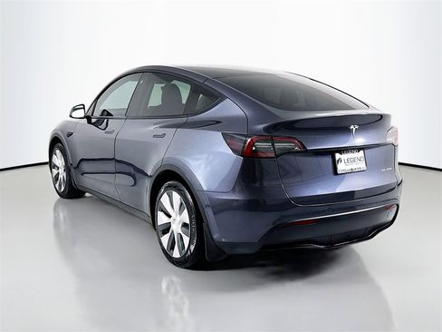 Used 2021 Tesla Model Y Long Range image 8