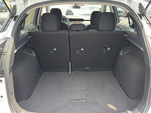 Used 2024 Nissan Kicks S FWD image 31