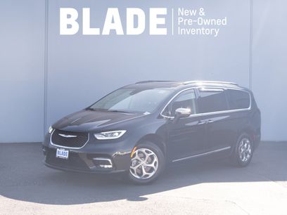 Used 2022 Chrysler Pacifica Limited