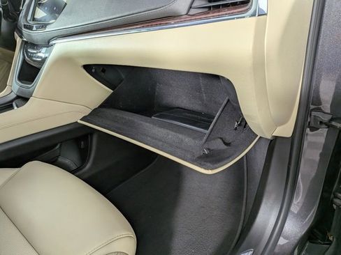 Used 2018 Cadillac XT5 Luxury w/ Driver Awareness Package image 33