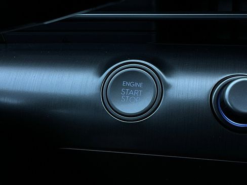 Used 2025 Hyundai Kona SEL image 29