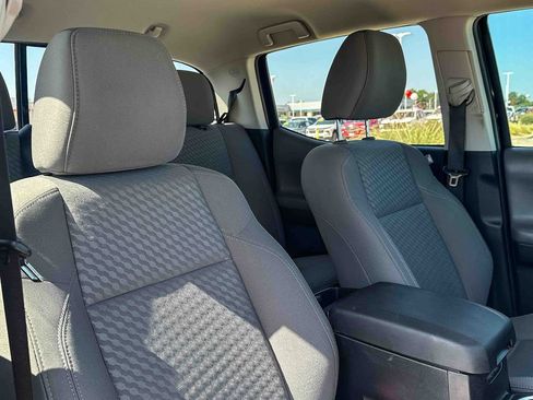 Used 2023 Toyota Tacoma SR AWD/4WD image 23