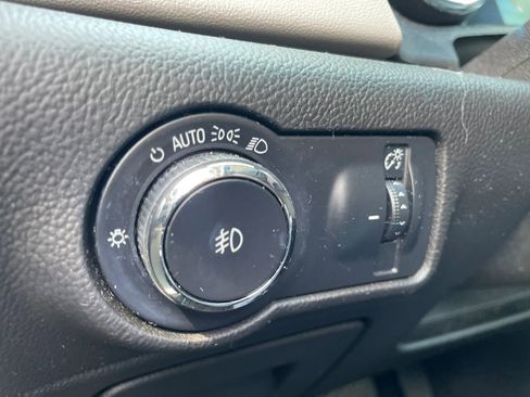 Used 2012 Buick Verano Convenience FWD image 18