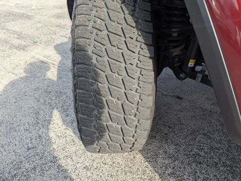 Used 2021 Jeep Gladiator Sport image 30