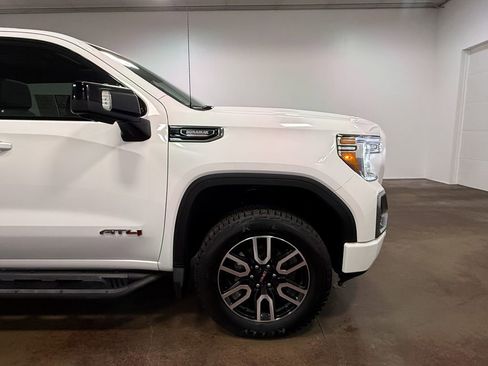 Used 2020 GMC Sierra 1500 AT4 w/ AT4 Premium Package image 32