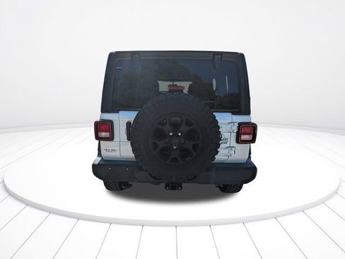 Used 2022 Jeep Wrangler Unlimited Sport image 5