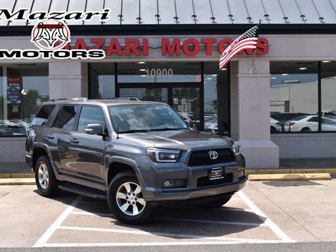 Used 2011 Toyota 4Runner SR5 AWD/4WD image 1