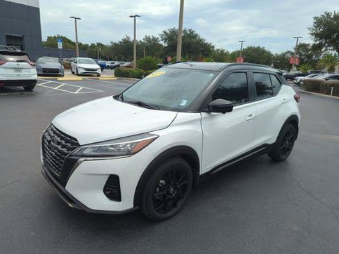 Certified 2023 Nissan Kicks SR w/ SR Premium Package FWD image 14