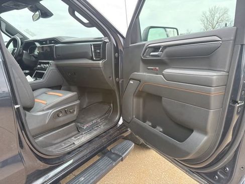 Used 2023 GMC Sierra 1500 AT4 w/ AT4 Preferred Package image 21