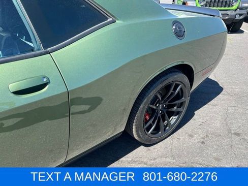 Used 2023 Dodge Challenger SRT Hellcat RWD image 6