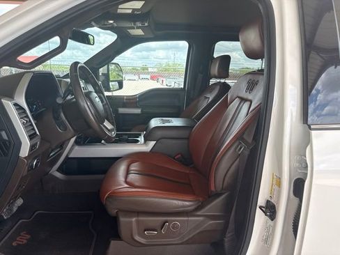 Used 2021 Ford F250 King Ranch w/ King Ranch Ultimate Package AWD/4WD image 14