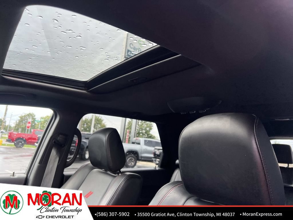 Used 2025 Dodge Durango GT AWD/4WD image 19