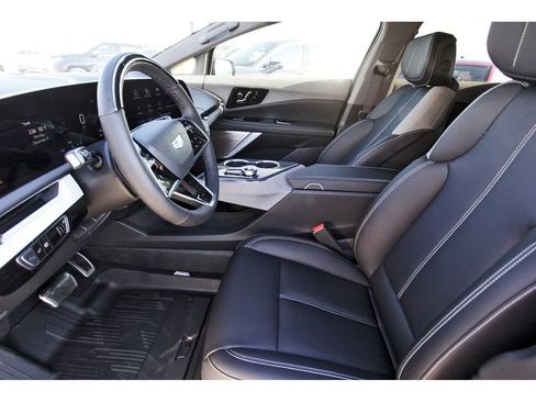 New 2026 Cadillac Optiq Sport 1 image 6