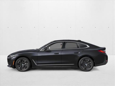 New 2026 BMW i4 eDrive40 RWD image 3