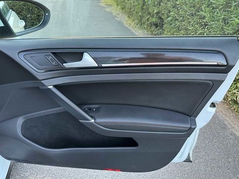 Used 2016 Volkswagen GTI SE w/ Lighting Package (SEL) image 35