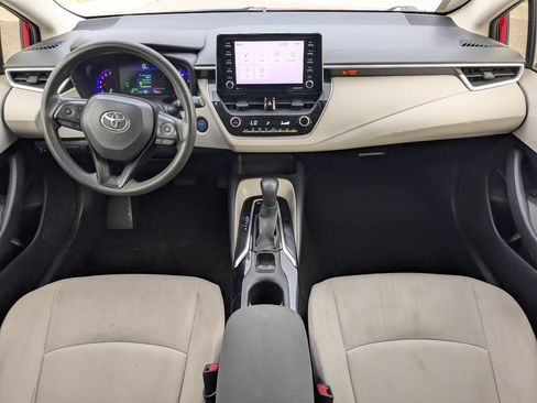 Used 2021 Toyota Corolla LE FWD image 16