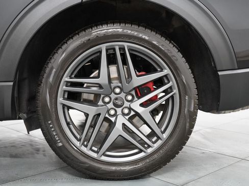 Certified 2025 Ford Explorer ST AWD/4WD image 35
