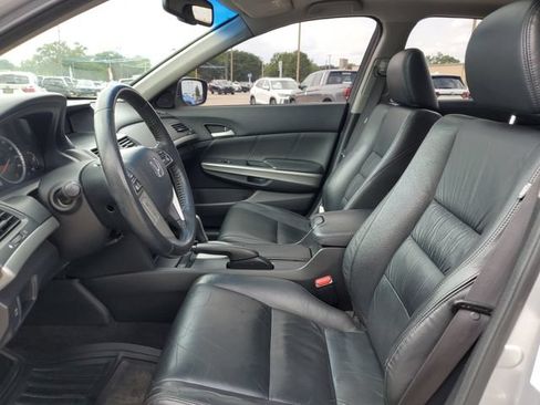 Used 2010 Honda Accord EX-L image 5