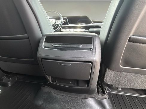 Used 2023 Cadillac Escalade ESV Sport w/ Touring Package image 15