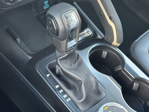 New 2025 Ford Bronco Badlands w/ Sasquatch Package image 24