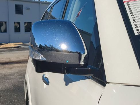 Certified 2024 Nissan Armada Platinum w/ Captain's Chairs Package image 12