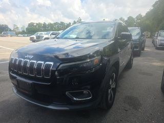 Used 2019 Jeep Cherokee Limited AWD/4WD image 2