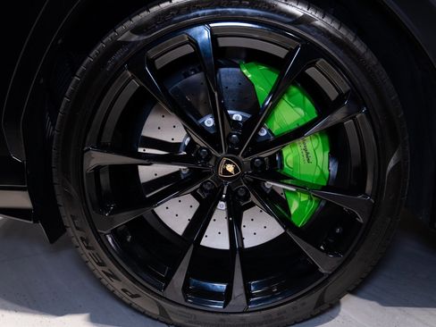 Used 2022 Lamborghini Urus Graphite Capsule image 8