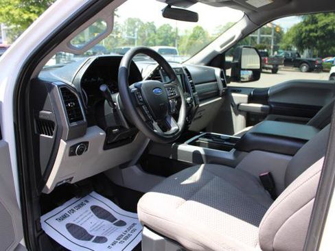 Used 2020 Ford F250 XLT w/ FX4 Off-Road Package AWD/4WD image 18