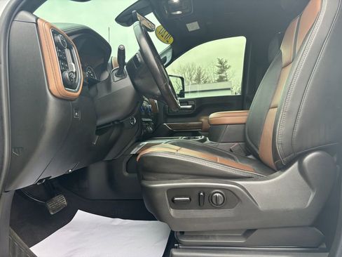 Used 2020 Chevrolet Silverado 2500 High Country w/ Z71 Off-Road Package image 24