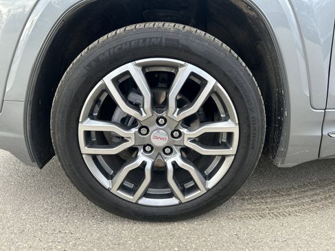 Used 2023 GMC Terrain Denali image 12