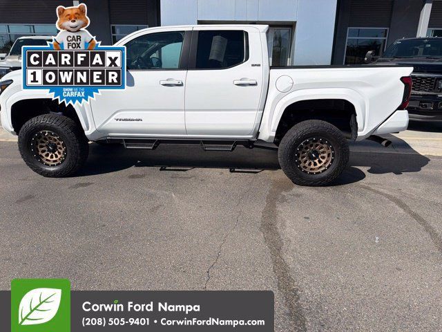 Used 2026 Toyota Tacoma SR5 AWD/4WD image 10