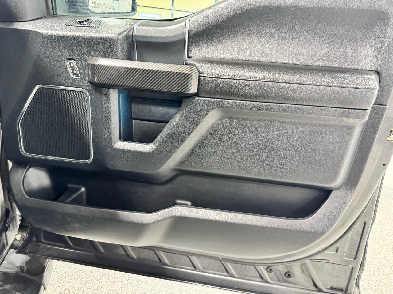 Used 2019 Ford F150 Lariat w/ Equipment Group 502A Luxury AWD/4WD image 13