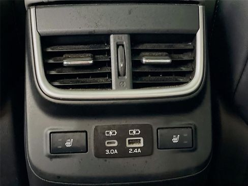 Used 2024 Subaru Outback Limited image 31