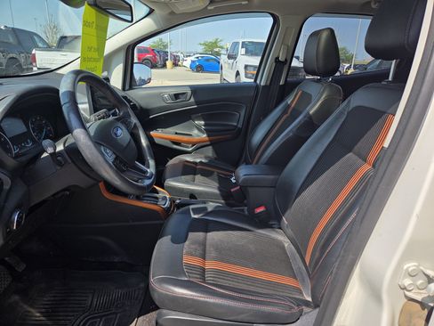 Used 2018 Ford EcoSport SES w/ SES Cold Weather Package AWD/4WD image 8