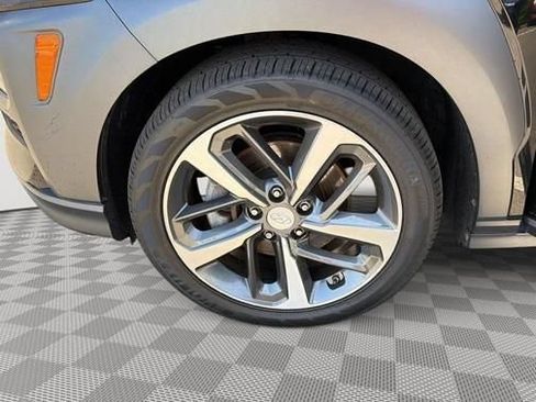 Used 2018 Hyundai Kona Limited AWD/4WD image 14
