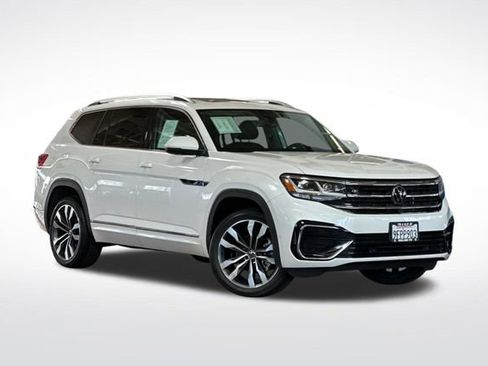 Certified 2023 Volkswagen Atlas SEL Premium AWD/4WD image 2
