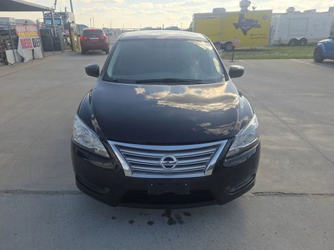 Used 2015 Nissan Sentra S FWD image 4